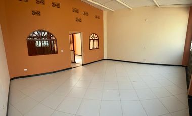 VENDO 0 PERMUTO BONITA, AMPLIA  Y CENTRAL CASA URBANA EN  CARMEN DE APICALA (TOLIMA)