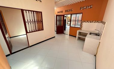 VENDO 0 PERMUTO BONITA, AMPLIA  Y CENTRAL CASA URBANA EN  CARMEN DE APICALA (TOLIMA)