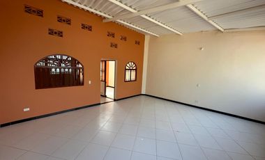 VENDO 0 PERMUTO BONITA, AMPLIA  Y CENTRAL CASA URBANA EN  CARMEN DE APICALA (TOLIMA)