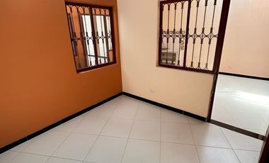 VENDO 0 PERMUTO BONITA, AMPLIA  Y CENTRAL CASA URBANA EN  CARMEN DE APICALA (TOLIMA)