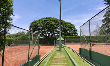 Vendo lote  en condominio exclusivo de Girardot.