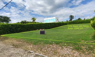 Vendo lote  en condominio exclusivo de Girardot.