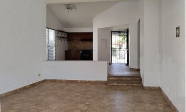 RENTA DE CASA PRIVADA SIN MUEBLES, UNA PLANTA