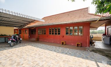 More-023PS Thai teak house for sale in Chiang Mai With swimming pool, Yard , vegetable plot , Near San Kamphaeng Market, San Kamphaeng District, Chian