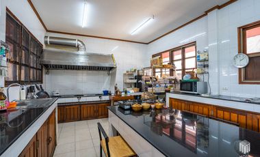 More-023PS Thai teak house for sale in Chiang Mai With swimming pool, Yard , vegetable plot , Near San Kamphaeng Market, San Kamphaeng District, Chian