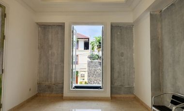 Brandnew Luxury House Strategis Di Kemang Dalam Jakarta Selatan