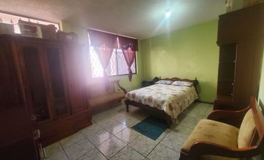 Casa Rentera en Venta Cerca de la Mitad del Mundo Sector San Antonio