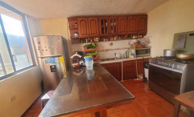 Casa Rentera en Venta Cerca de la Mitad del Mundo Sector San Antonio
