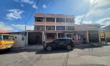 Casa Rentera en Venta Cerca de la Mitad del Mundo Sector San Antonio