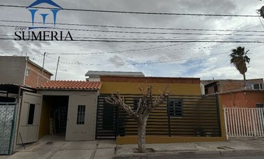 Venta de casa en Col. Granjas con recamara en planta baja