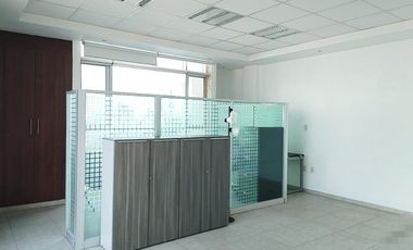 OFICINA EN VENTA TORRE MOMENTUM MILENIO III QUERETARO QRO, FRENTE A FRESKO
