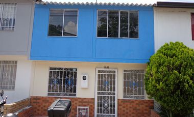 VENDO EXCELENTE CASA PIEDECUESTA VEHICULAR