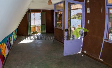 Galeria comercial en funcionamiento. Pleno centro de Pisco Elqui. $280 millones.
