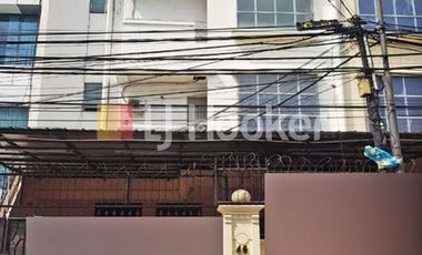 Ruko Jl. Alaydrus Petojo Utara, Gambir, Jakarta Pusat