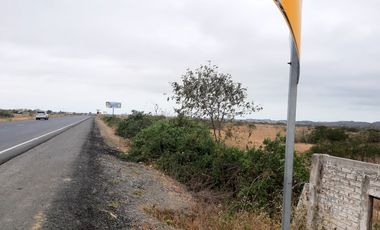 VILLAMIL PLAYAS VENDO 30,8 HAS DE TERRENO DIVERSOS USOS AL FILO DE LA CARRETERA PRINCIPAL