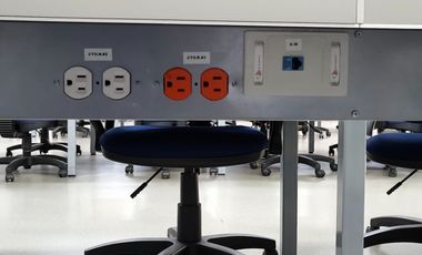 OFICINA en alquiler norte de cali desde 40M2 a 289 Edificio Empresarial zona Norte Versalles 4 piso con ascensor