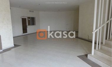 Nave Industrial en Renta 10,000 m2 con Grúas.
