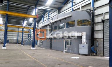 Nave Industrial en Renta 10,000 m2 con Grúas.