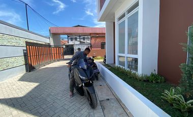 DIJUAL RUMAH SIAP HUNI PASTEUR BANDUNG CIMAHI DEKAT STASIUN CIMINDI 2 LANTAI MURAH