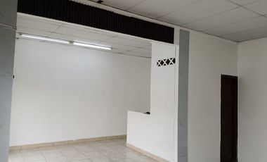 Local Comercial de alquiler, La Alborada, Ave Francisco de Orellana, 49 m2.