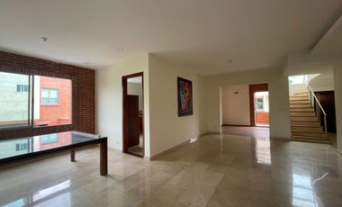 Casa Multifamiliar en Arriendo, Villa Campestre