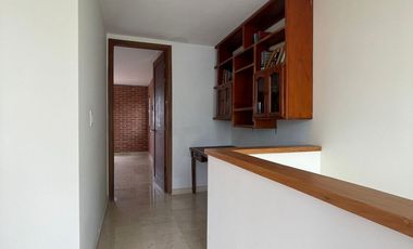 Casa Multifamiliar en Arriendo, Villa Campestre