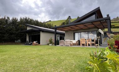 29C0D Casa Amoblada en arriendo en el sector Guarne