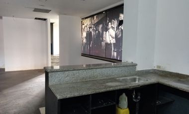 Local Comercial de alquiler en Kennedy Norte, ave Miguel H. Alcívar.