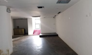 Local Comercial de alquiler en Kennedy Norte, ave Miguel H. Alcívar.