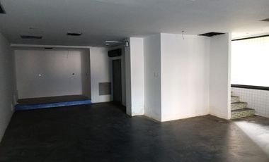 Local Comercial de alquiler en Kennedy Norte, ave Miguel H. Alcívar.