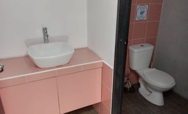 Local Comercial de alquiler en Kennedy Norte, ave Miguel H. Alcívar.