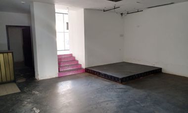 Local Comercial de alquiler en Kennedy Norte, ave Miguel H. Alcívar.