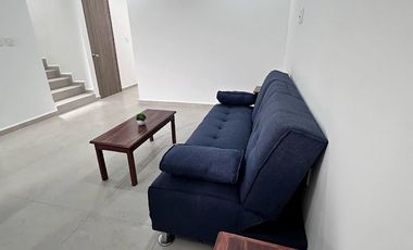 RENTA DE CASA AMUEBLADA CAPITALLA SALIDA LEON SILAO CON ALBERCA