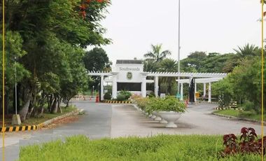 Nearby Ayala Alabang Lot For Sale  Phase 3 Near Southwoods Exit
