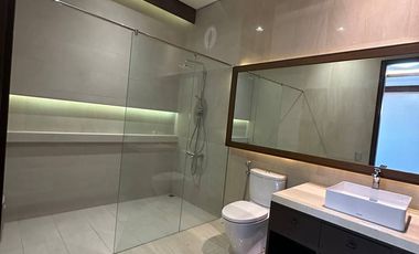 House and Lot for SALE in Ayala Alabang Village, Muntinlupa City