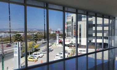 Oficina (12) en corporativo A+ sobre Paseo de la República