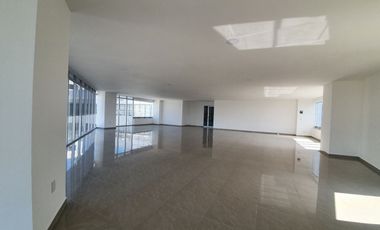 Oficina (12) en corporativo A+ sobre Paseo de la República