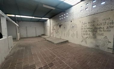 VENTA DE BODEGA CON USO DE SUELO INDUSTRIAL, AL NORTE DE LA CIUDAD. (ALE)