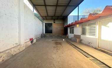 VENTA DE BODEGA CON USO DE SUELO INDUSTRIAL, AL NORTE DE LA CIUDAD. (ALE)