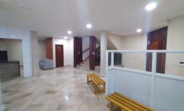 Casa de alquiler en La Garzota, Uso de Suelo Comercial, 450 m2