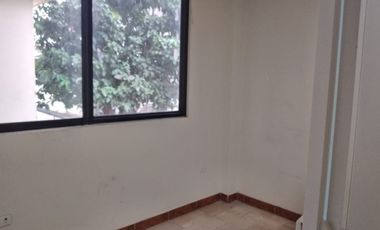 Casa de alquiler en La Garzota, Uso de Suelo Comercial, 450 m2