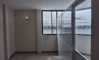 Casa de alquiler en La Garzota, Uso de Suelo Comercial, 450 m2