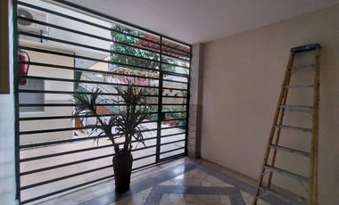 Casa de alquiler en La Garzota, Uso de Suelo Comercial, 450 m2