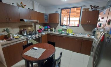 Bosque de la Costa,  Se renta Linda casa 4 dormitorios amoblada