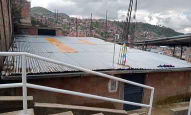 VENTA CASA TICA TICA CUSCO 175M2