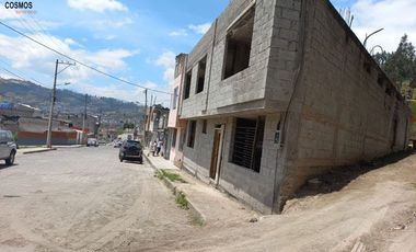 Venta de casa en obra negra en Otavalo en ciudadela Yanayacu