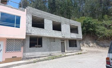 Venta de casa en obra negra en Otavalo en ciudadela Yanayacu