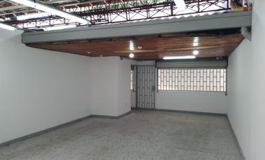 PR18234 Bodega u oficina en arriendo en el sector Conquistadores