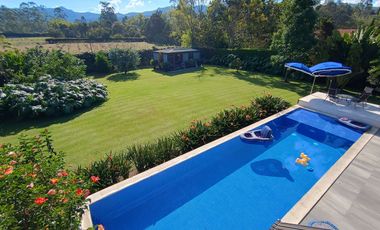 Gorgeous Home with Pool, Steam Room + Extras, Heart of llanogrande/Tablazo