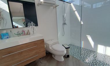 Gorgeous Home with Pool, Steam Room + Extras, Heart of llanogrande/Tablazo